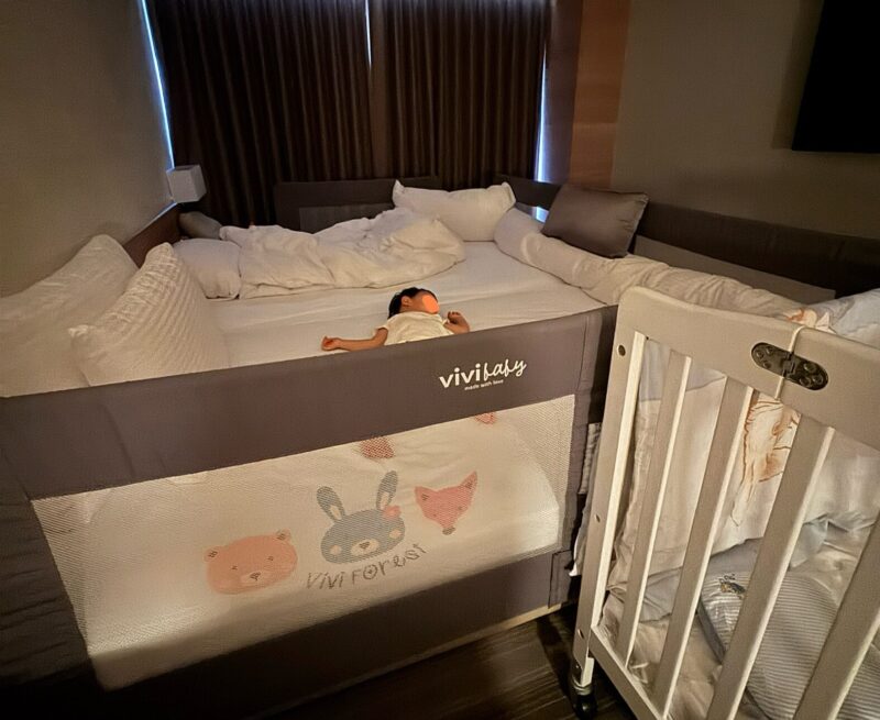 ホテルコッツィ お昼寝 ベッドガード 柵 Cozzi